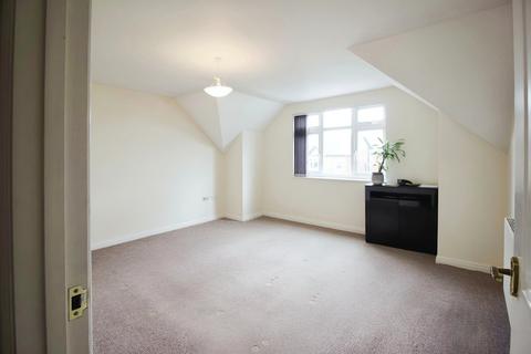 2 bedroom penthouse to rent, Kensington Road, Lancashire PR7