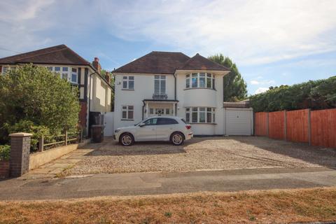 5 bedroom detached house to rent, Harefield Avenue, Sutton SM2