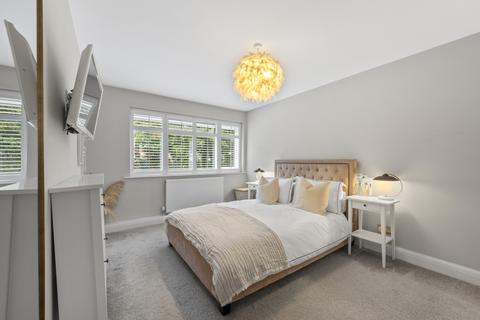9 Blakes Lane, New Malden, KT3 6NP