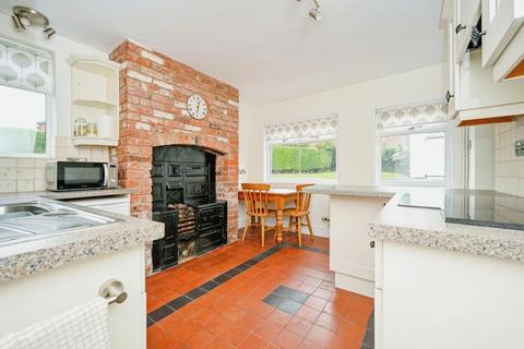 3 bedroom detached house for sale, Cross Butts, Stafford ST21