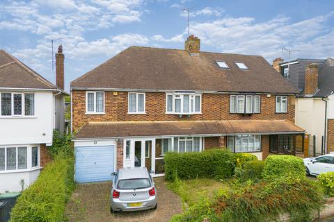 4 bedroom semi-detached house for sale, Lechmere Avenue, Essex IG7