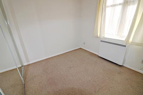 1 bedroom apartment to rent, 30 Springfield Drive, Essex IG2