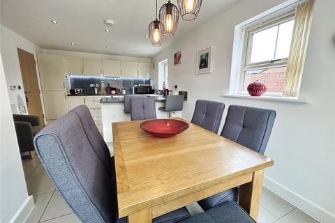 1 Henson Close, Whetstone, Leicester, LE8 6PJ