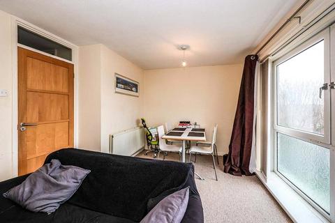 2 bedroom flat for sale, Crown Street, Hampshire PO1