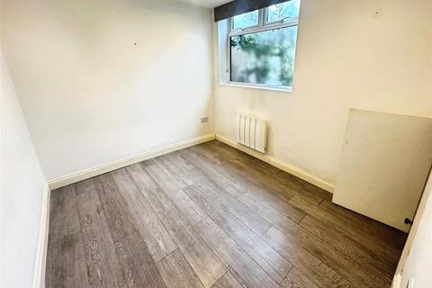 undefined, Lind Road, Sutton SM1