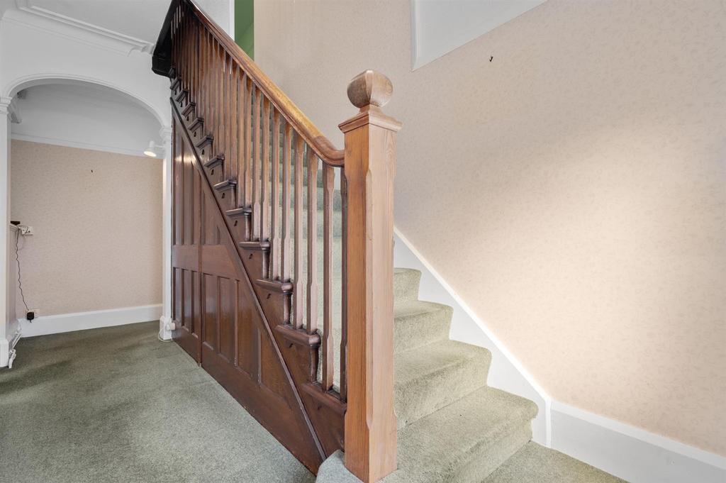 Oak staircase.jpg