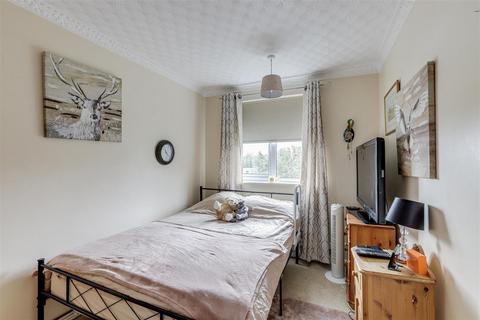 4 Ambleside Way, Gedling, Nottingham, NG4 2QY