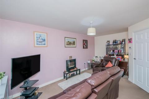 3 bedroom detached house for sale, Peterson Court, Bradford