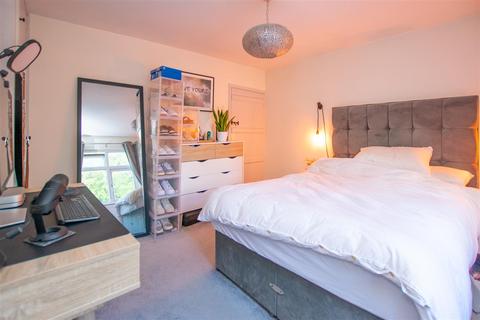 42 Asher Lane, Ruddington, Nottingham, NG11 6HS