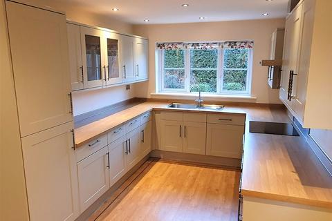 10 Chapel Close, Clifton, Shefford, SG17 5YG