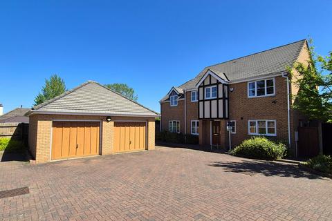 10 Chapel Close, Clifton, Shefford, SG17 5YG