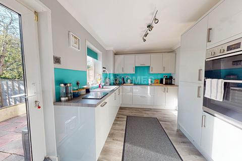 3 bedroom end of terrace house for sale, Wythburn Gardens, Plymouth PL6