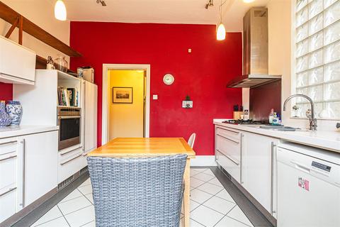 27 Ashdell Road, Sheffield, S10 3DA