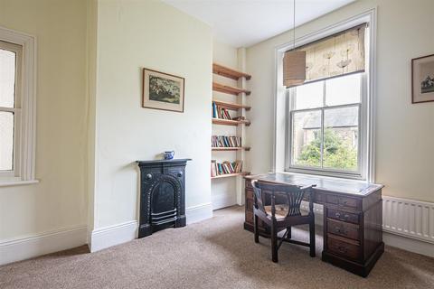27 Ashdell Road, Sheffield, S10 3DA