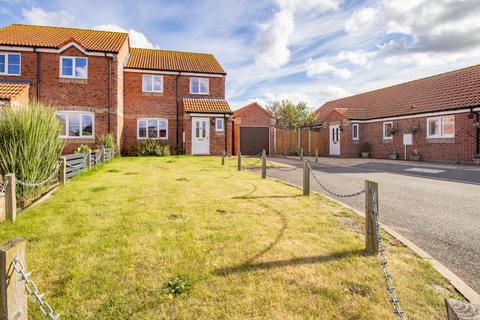 3 bedroom semi-detached house for sale, Salmons Way, Fakenham, Norfolk, NR21