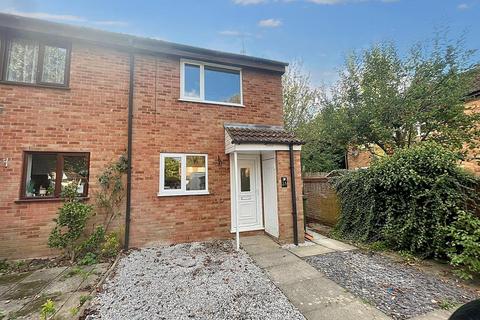 2 bedroom semi-detached house to rent, Somerville, Peterborough