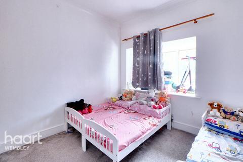 2 bedroom maisonette for sale, Wembley Hill Road