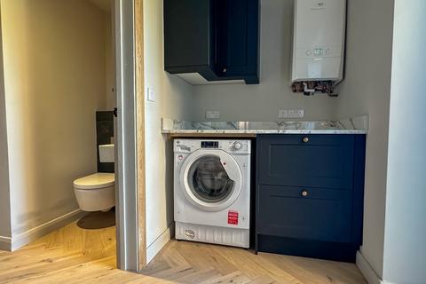 33 Ash Hayes Drive, Nailsea, Bristol, BS48 2LG