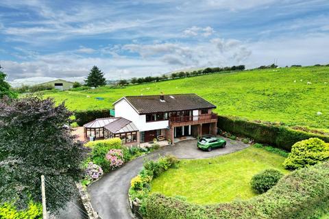 4 bedroom detached house for sale, Penycoedcae Road, Pontypridd CF37