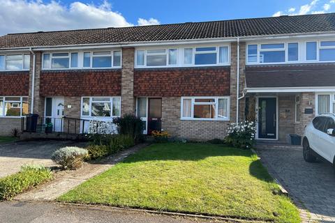 3 bedroom terraced house for sale, Amberley Close, Newbury, RG14