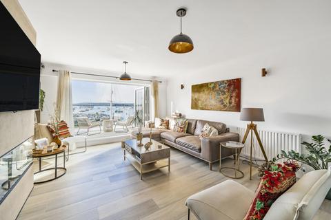undefined, Lake Avenue, Poole
