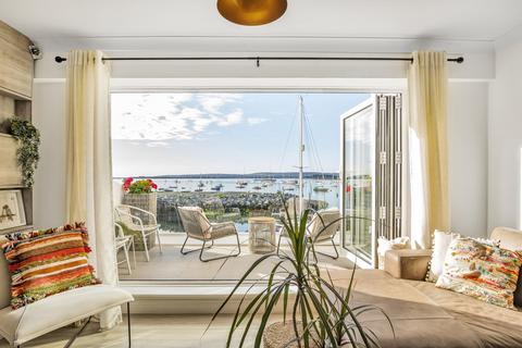 undefined, Lake Avenue, Poole