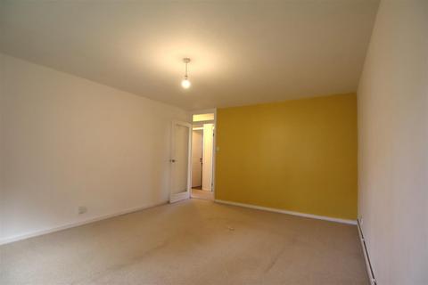 2 bedroom apartment to rent, Somerstown, Chichester