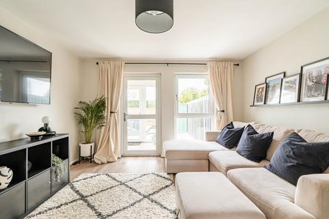 2 bedroom terraced bungalow for sale, South Gyle Gardens, Edinburgh EH12