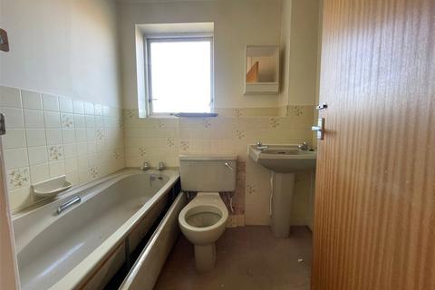 1 Sutherland Close, Gravesend, DA12 4XJ