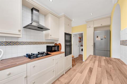 96 Murray Avenue, Bromley, BR1 3DL