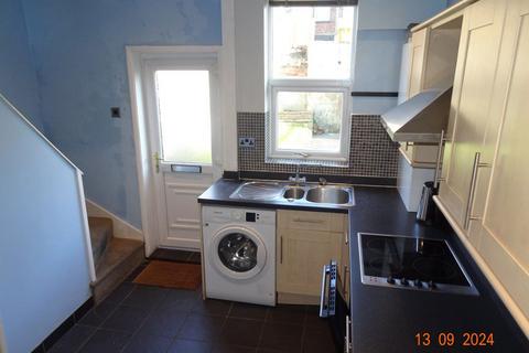 2 bedroom terraced house to rent, 37 Toyne Street, Crookes, S10 1HH