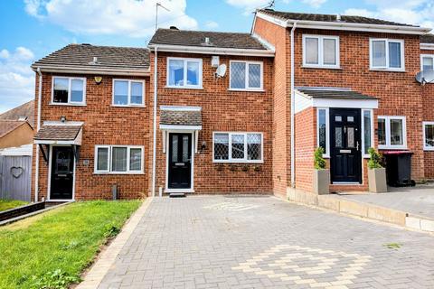 2 bedroom terraced house for sale, Meadow Close, Kingsbury, B78