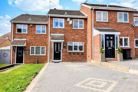17 Meadow Close, Kingsbury, Tamworth, B78 2NR