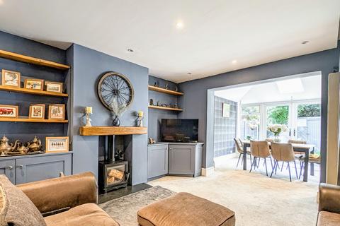 17 Meadow Close, Kingsbury, Tamworth, B78 2NR