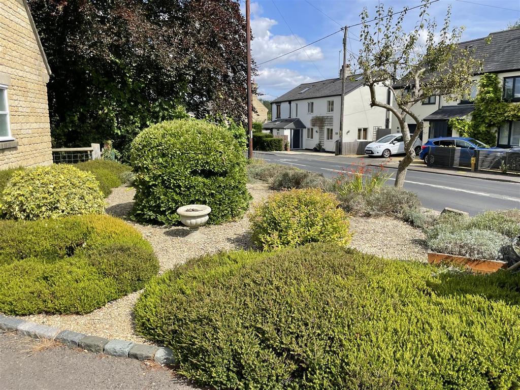 Front Garden.JPG