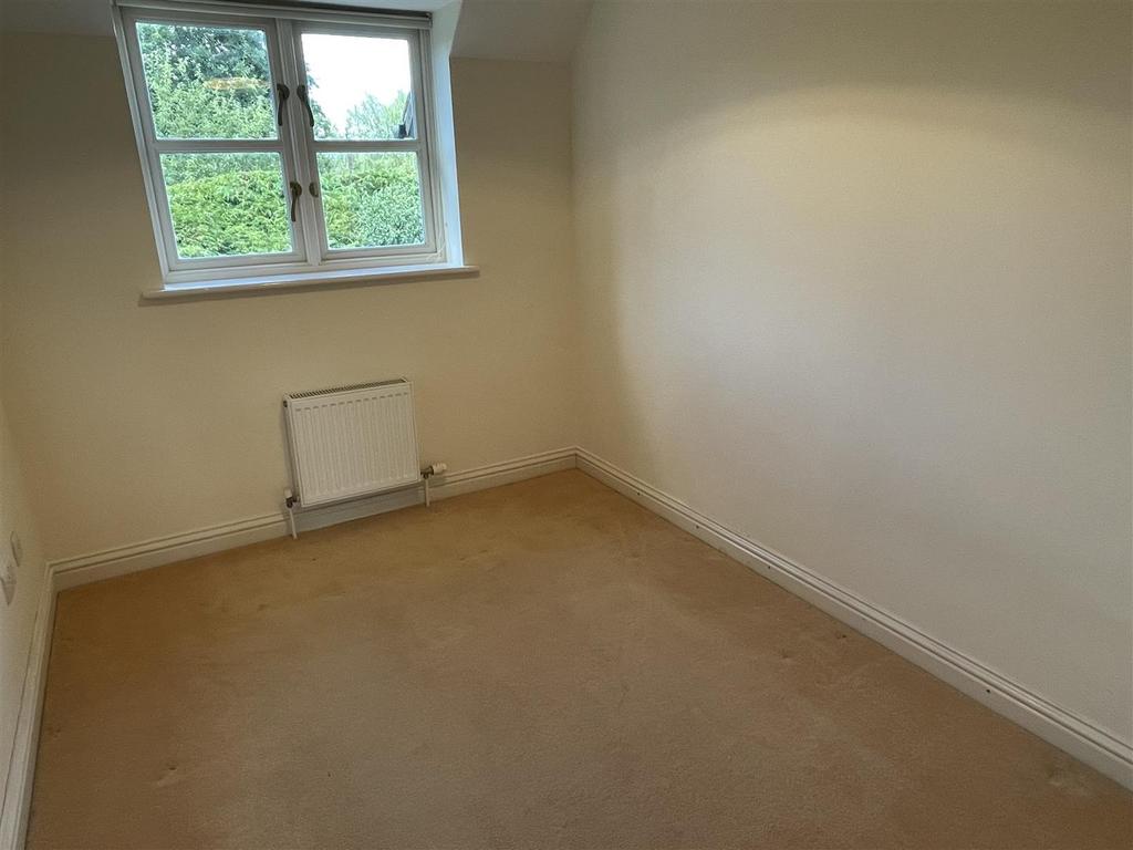 Bedroom 4.JPG