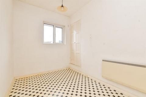 80 Crispin Crescent, Croydon, CR0 4UF
