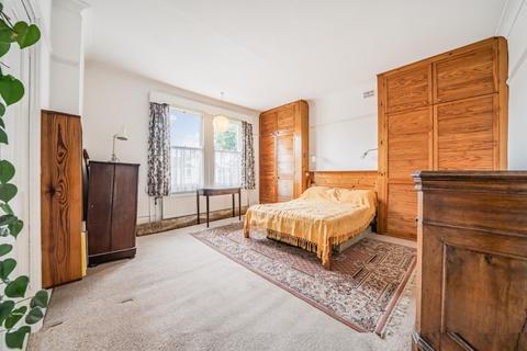 61 Lambton Road, Raynes Park, London, SW20 0LW