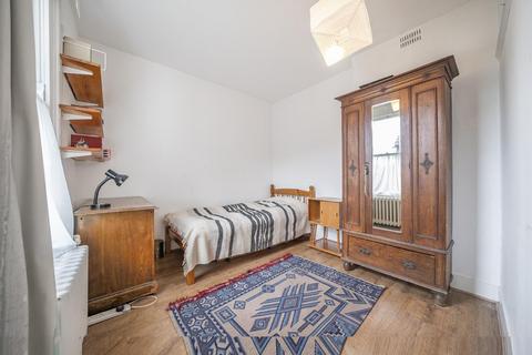 61 Lambton Road, Raynes Park, London, SW20 0LW