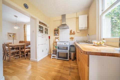 61 Lambton Road, Raynes Park, London, SW20 0LW