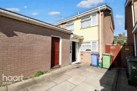 3 bedroom semi-detached house for sale, Parker Avenue, Tilbury