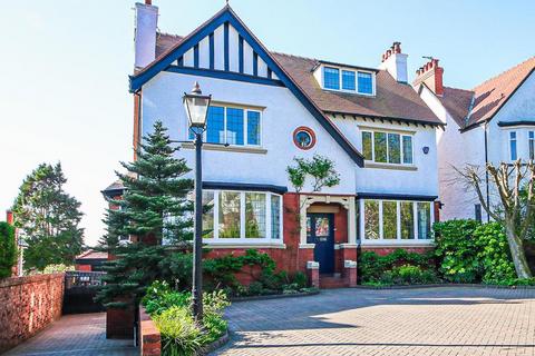 6 bedroom detached house for sale, Cambridge Road, Southport PR9