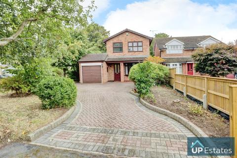 3 bedroom detached house for sale, Larchfields, Wolston