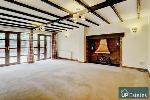 3 bedroom detached house for sale, Larchfields, Wolston