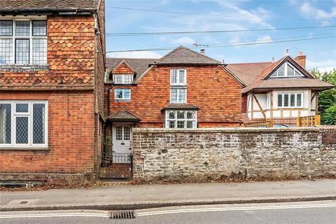 2 bedroom semi-detached house to rent, High Street, Haslemere, Surrey, GU27