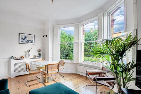 Flat A, 139 Devonshire Road, London, SE23 3LZ