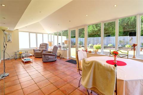 155 Binscombe, Godalming, GU7 3QL