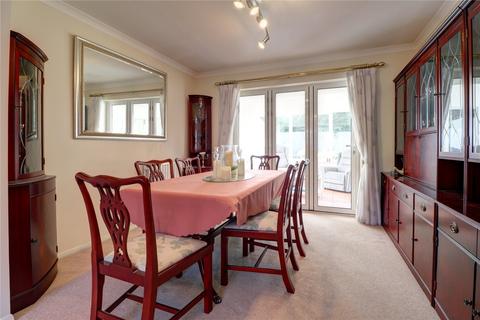 155 Binscombe, Godalming, GU7 3QL