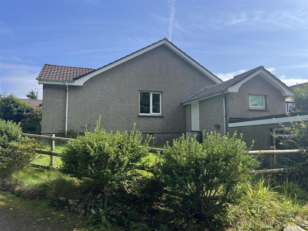 Garden, Garage &amp; Elevations