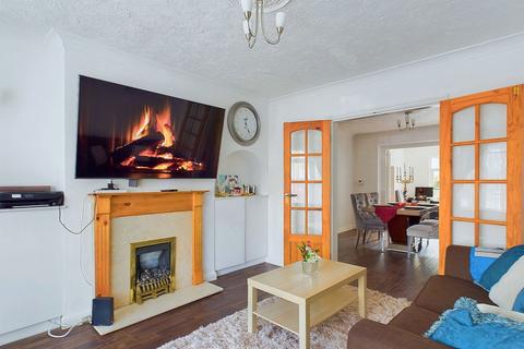 3 bedroom detached house for sale, Pavilion Road, Worthing BN14 7EG